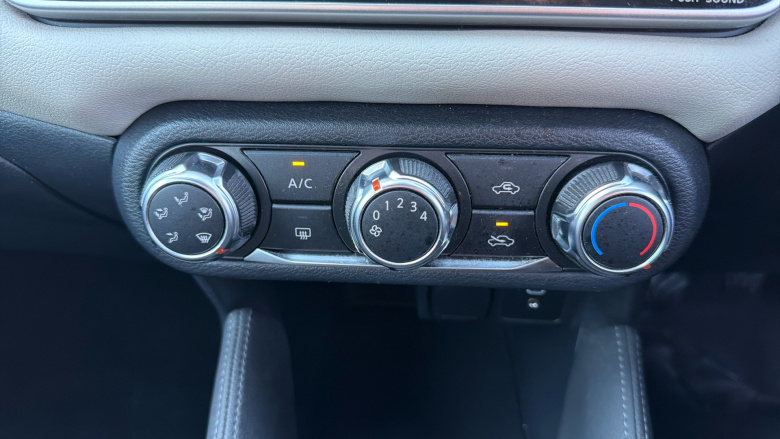 Nissan Micra 1.0 IG-T 92 Acenta 5dr Petrol Hatchback